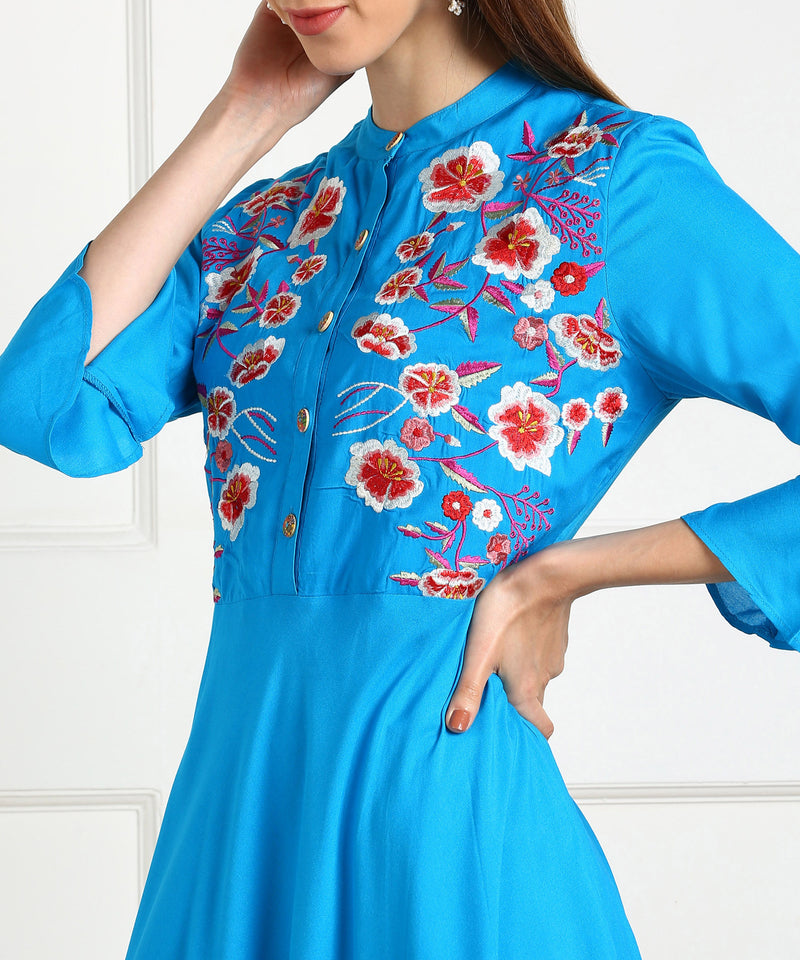 Elegant Floral Embroidered Rayon Kurti