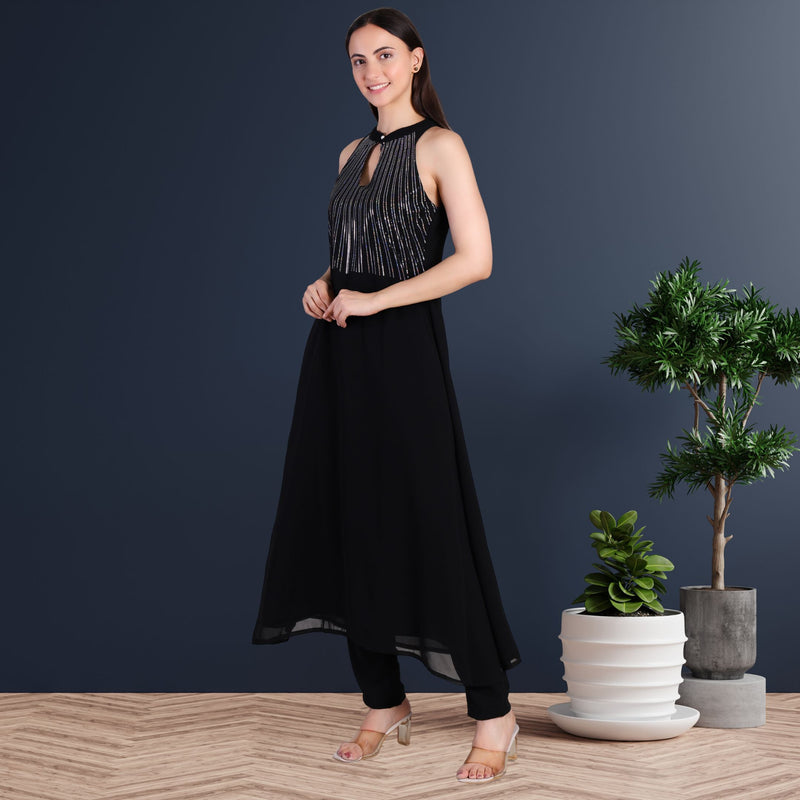 Women's Sequins Motifs Embellished Georgette Sleeveless Kurti Pant Set