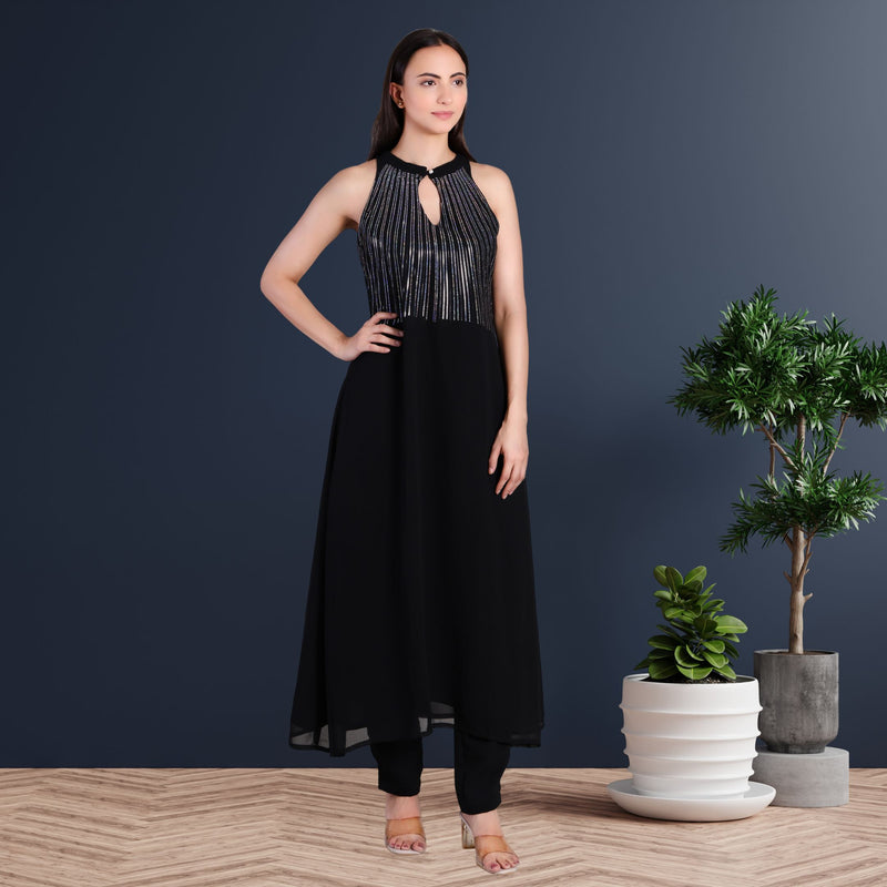 Women's Sequins Motifs Embellished Georgette Sleeveless Kurti Pant Set