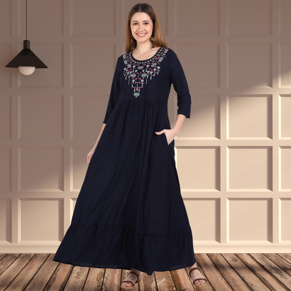Elegant Comfort: Women's Embroidered Knee-Length Kurti