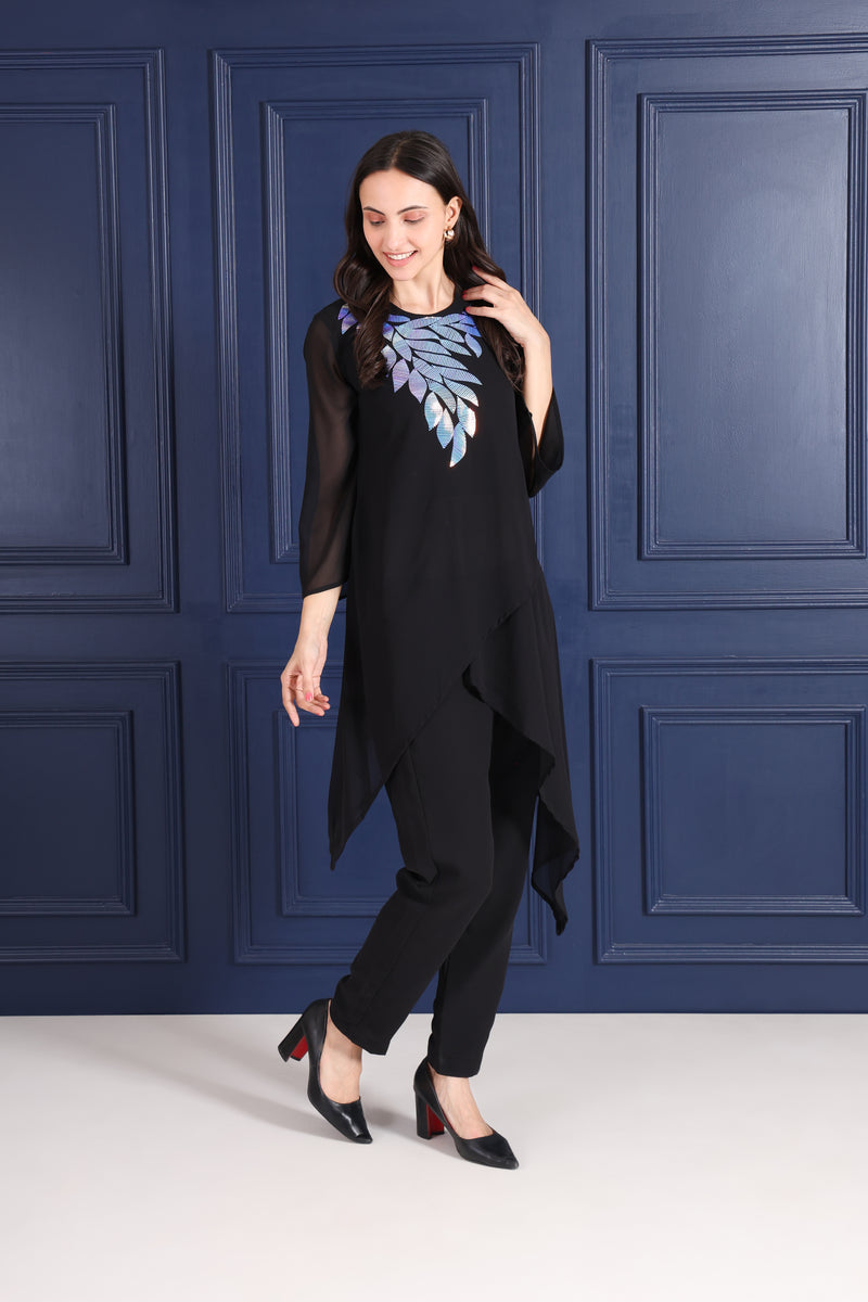 Women's Sequins Motifs Embellished Asymmetric Kurti Pant Set