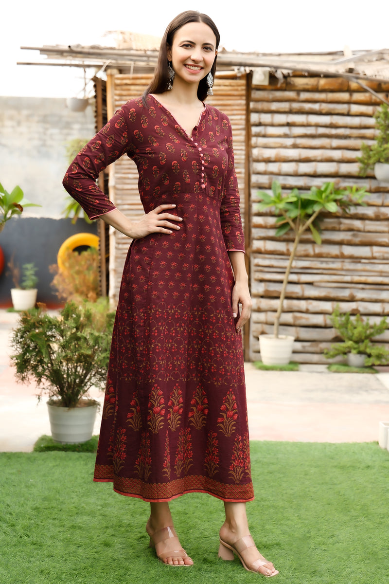 Timeless Elegance Ethnic Motifs Printed Cotton Long Kurti