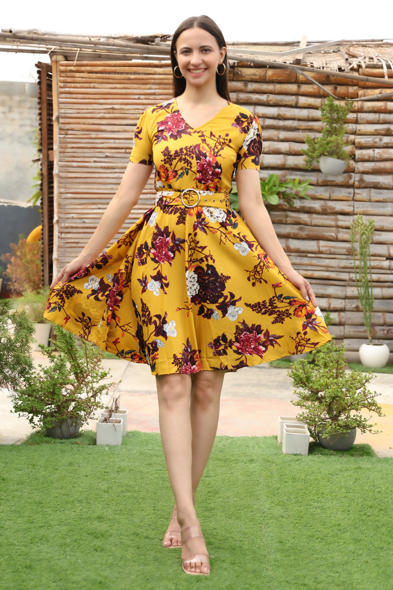 Blooming Elegance Knee-Length Floral Crepe Dress