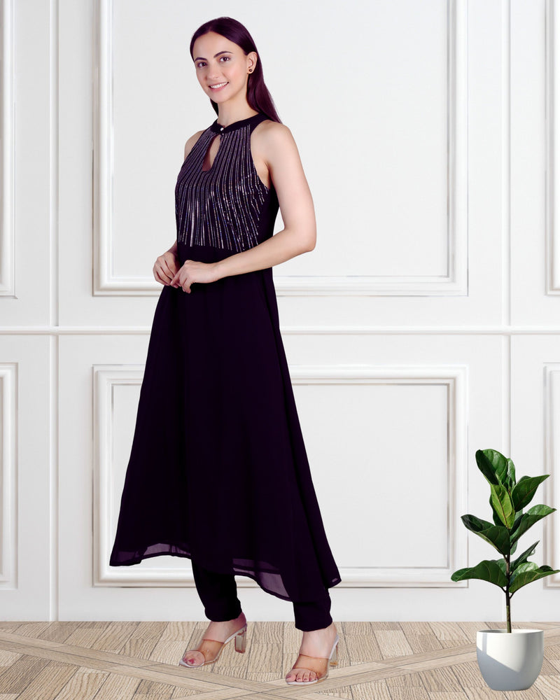 Women's Sequins Motifs Embellished Georgette Sleeveless Kurti Pant Set