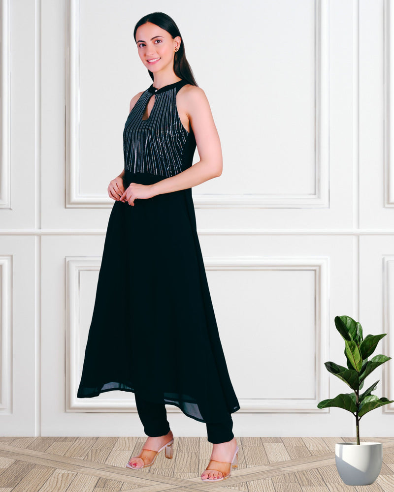 Women's Sequins Motifs Embellished Georgette Sleeveless Kurti Pant Set