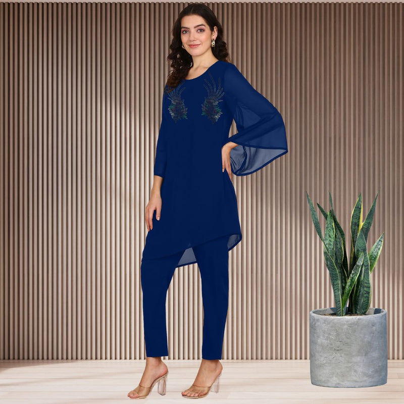 Women Sequins Motifs Embellished Asymmetric Kurti Pant Set