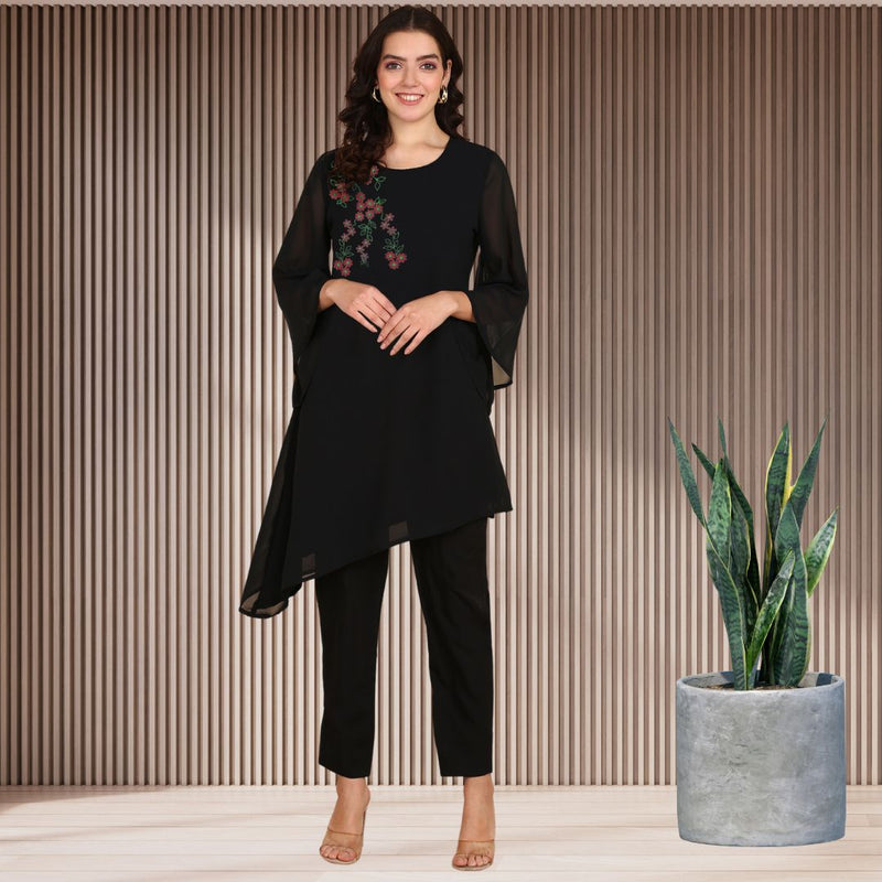 Women Sequins Motifs Embellished Asymmetric Kurti Pant Set