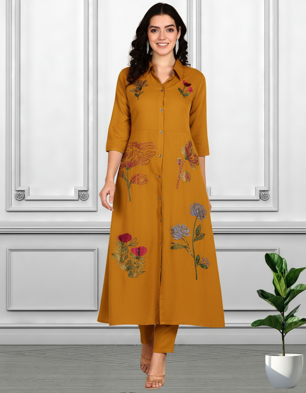 Women Sequins Motifs Embellished Long Kurti Pant Set