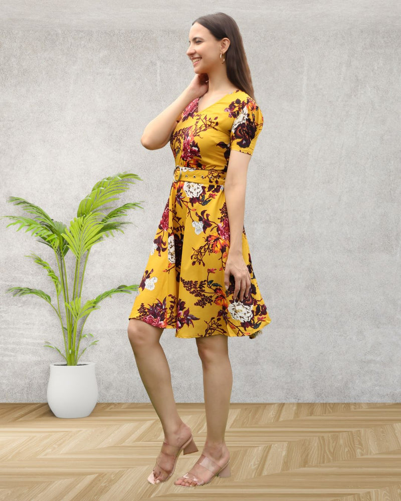 Blooming Elegance Knee-Length Floral Crepe Dress